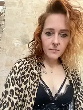  – webcam model profile photo Image 3