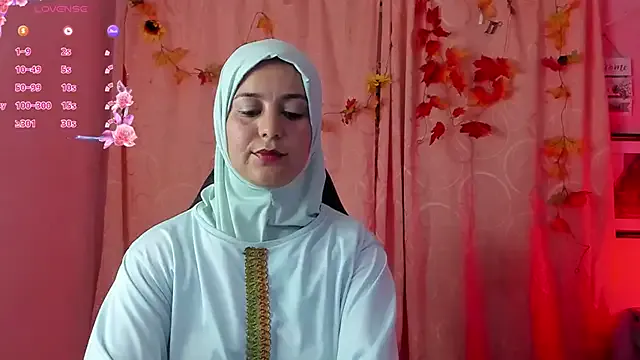 GypsyEsmeralda – webcam model profile photo Image 3