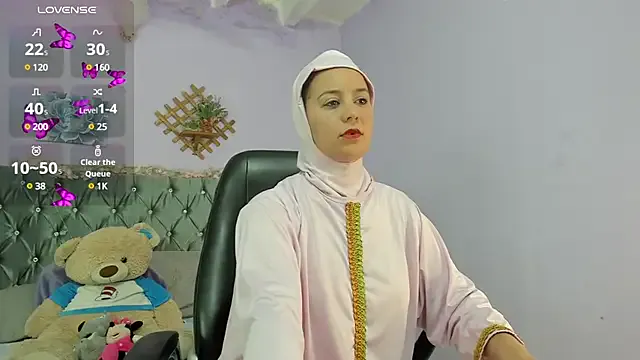 GypsyEsmeralda – webcam model profile photo Image 4