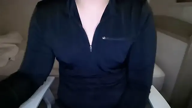 myhair_isgood – webcam model profile photo Image 2