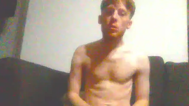 roouse – webcam model profile photo Image 4