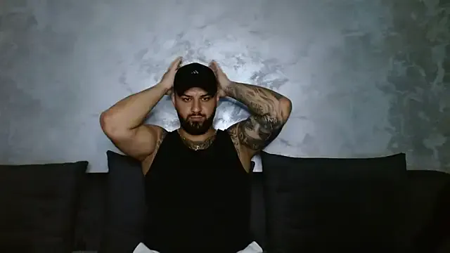 Mia--meow – webcam model profile photo Image 12