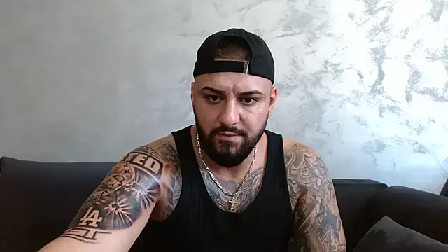 Mia--meow – webcam model profile photo Image 14