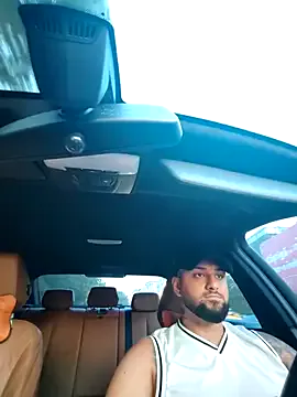 Mia--meow – webcam model profile photo Image 3