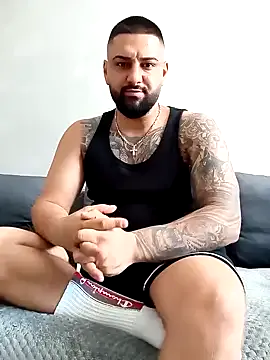 Mia--meow – webcam model profile photo Image 7