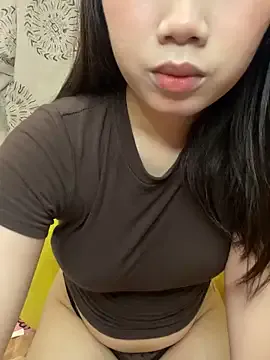  – webcam model profile photo Image 5
