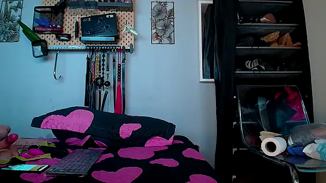 Megu_Melon – webcam model profile photo Image 12