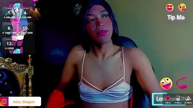 LushianaFitness – webcam model profile photo Image 17