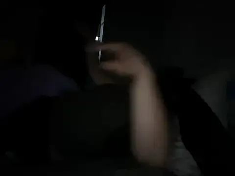 oypo – webcam model profile photo Image 3