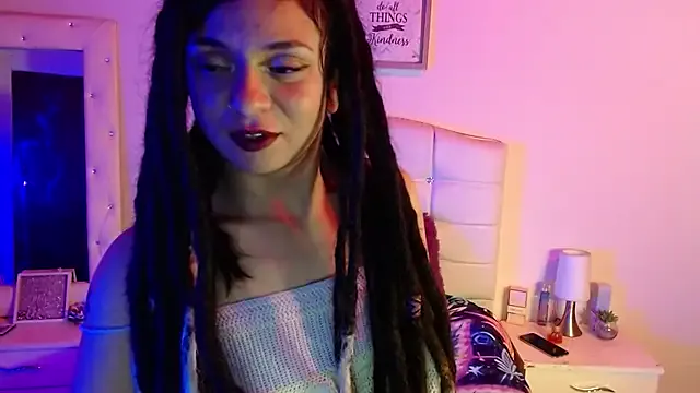 Elenascrib – webcam model profile photo Image 14