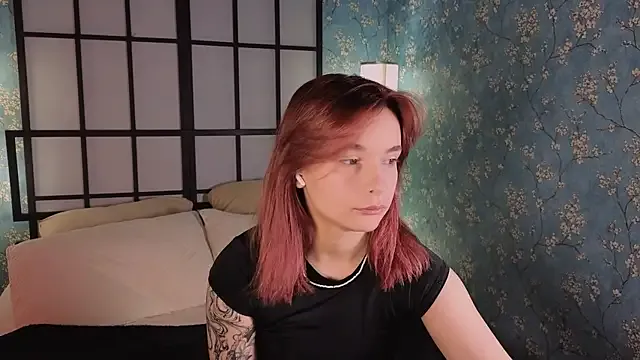  – webcam model profile photo Image 9