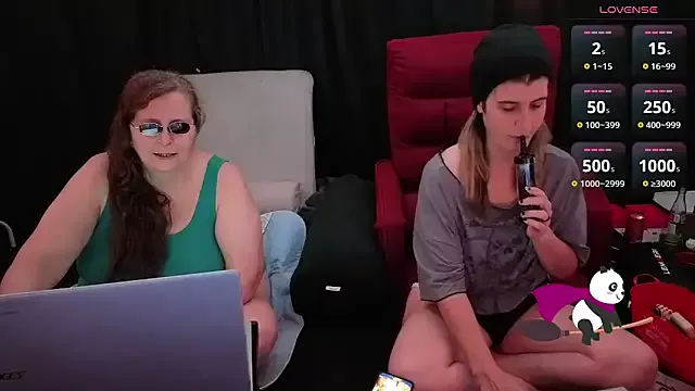 Cutiepiespanks – webcam model profile photo Image 2