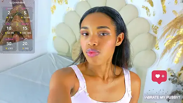 Megu_Melon – webcam model profile photo Image 10