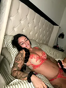 FayeFlame – webcam model profile photo Image 17