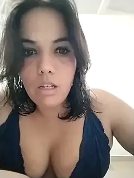 dalichuru – webcam model profile photo Image 7