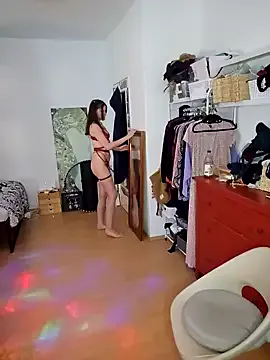 Mia--meow – webcam model profile photo Image 14