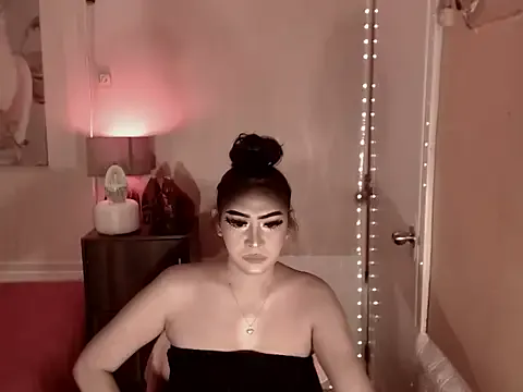 Shiny_Jennifer – webcam model profile photo Image 6