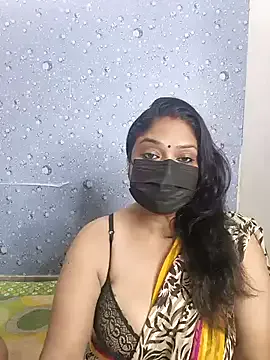  – webcam model profile photo Image 3