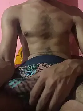 Rodrigues_Lucas – webcam model profile photo Image 4