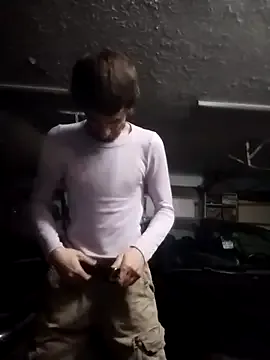 Mikasha88 on FreeCamNet Image 3