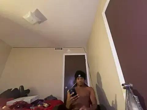 hintly on FreeCamNet Image 7