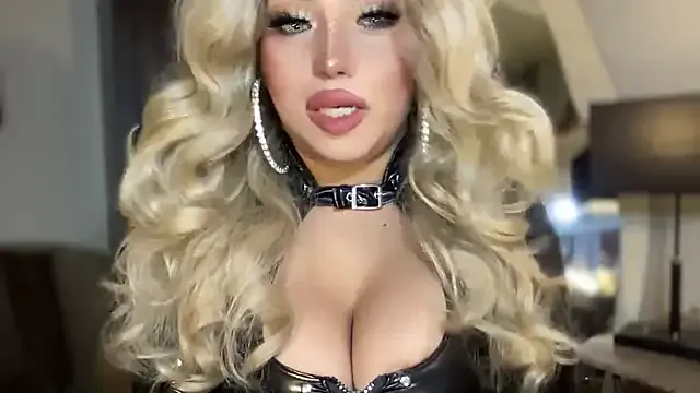  – webcam model profile photo Image 17