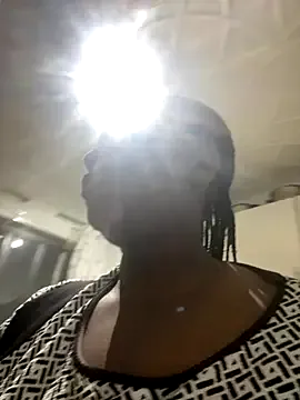 _chanMOMO_ – webcam model profile photo Image 19