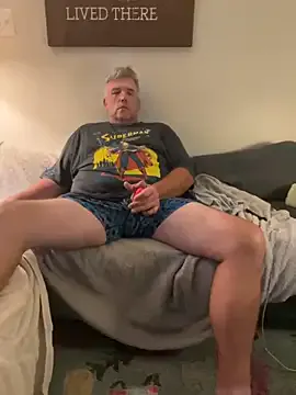  – webcam model profile photo Image 7