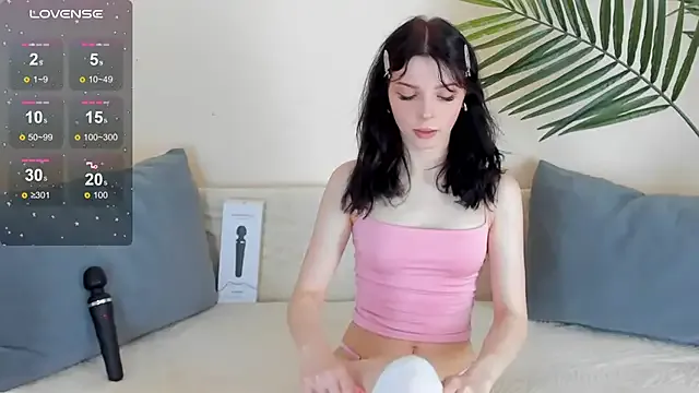 Nonchan_ – webcam model profile photo Image 12