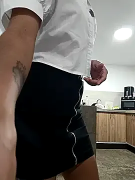 Megu_Melon – webcam model profile photo Image 4