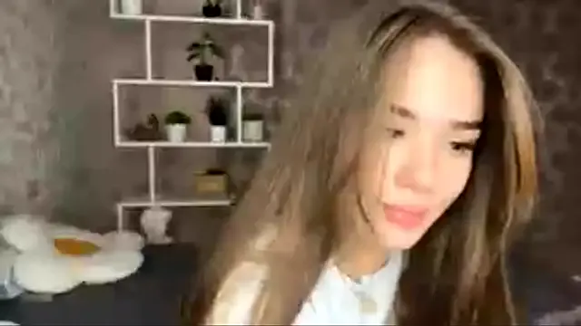 Nonchan_ – webcam model profile photo Image 11