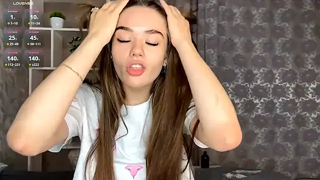 Nonchan_ – webcam model profile photo Image 5