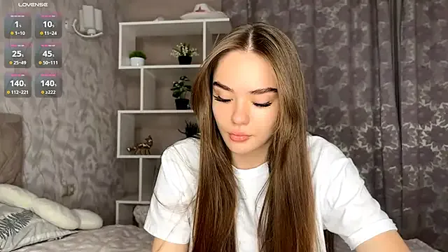 Nonchan_ – webcam model profile photo Image 8