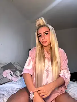 Nonchan_ – webcam model profile photo Image 5