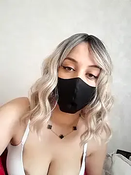  – webcam model profile photo Image 2