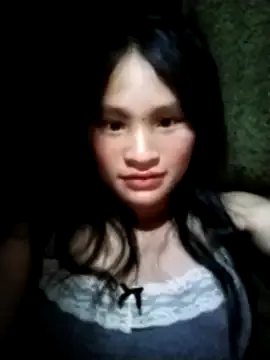 seraphine23 – webcam model profile photo Image 2