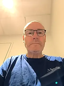  – webcam model profile photo Image 3
