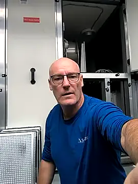  – webcam model profile photo Image 8