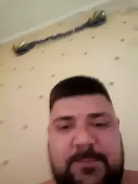  – webcam model profile photo Image 7