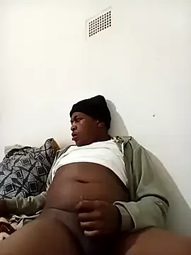  – webcam model profile photo Image 4