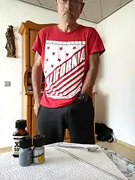 Nonchan_ – webcam model profile photo Image 11