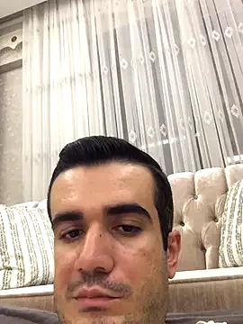 PumaShyXD – webcam model profile photo Image 10