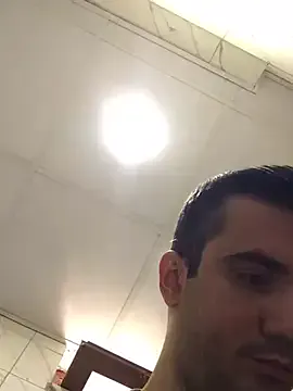 PumaShyXD – webcam model profile photo Image 3