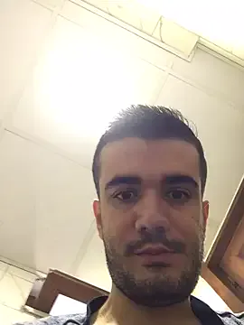 PumaShyXD – webcam model profile photo Image 6