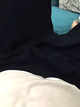 PumaShyXD – webcam model profile photo Image 9