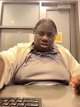 Megu_Melon – webcam model profile photo Image 10