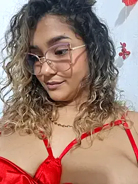 Mia--meow – webcam model profile photo Image 6