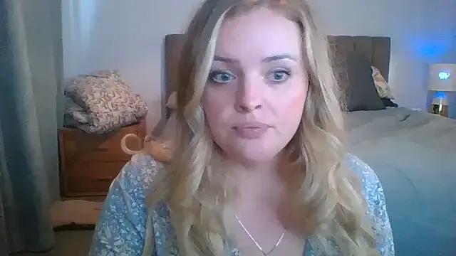 RuxyHuge42ETT on FreeCamNet Image 2