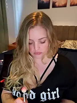 RuxyHuge42ETT on FreeCamNet Image 5