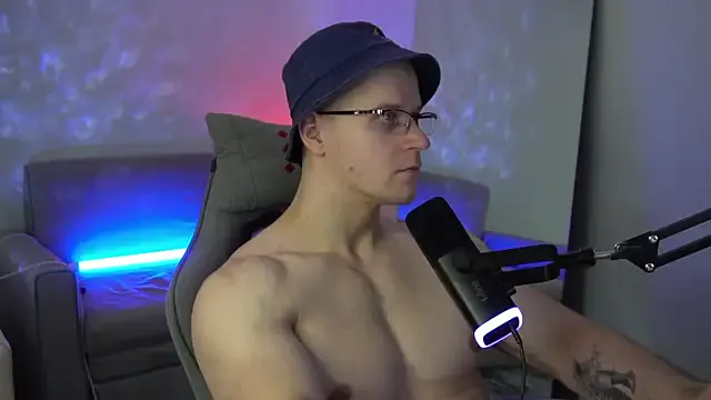 kai101010 – webcam model profile photo Image 14